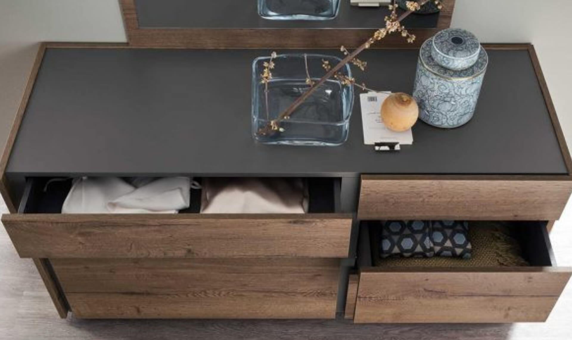 quercia bedroom set dresser 