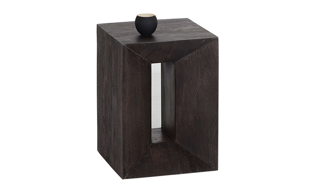 basil end table front 1